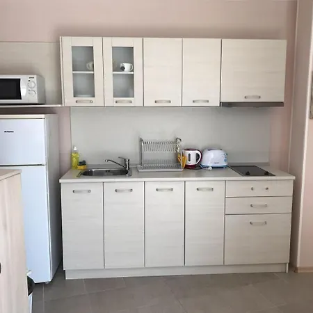 Апартамент 59 Kraybrezhna *